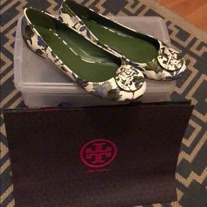Tory Burch flats